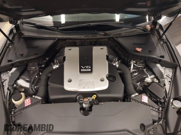 2015 Infiniti Q50 Premium with VIN JN1BV7AP2FM345954, listed as a IAAI auction lot 41514027 with 79,957 mi miles. Bid and sale history available at carsss.com. Image 10.