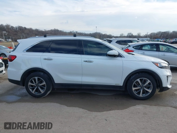 2019 Kia Sorento EX V6 with VIN 5XYPHDA5XKG507641, listed as a IAAI auction lot 41655933 with 171,136 mi miles. Bid and sale history available at carsss.com. Image 13.
