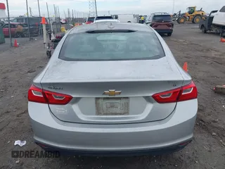 2018 Chevrolet Malibu LT z VIN 1G1ZD5STXJF115938, wystawiony jako IAAI lot #40865907 z przebiegiem 123 115 mil mil oraz . Historia ofert i sprzedaży dostępna na DreamBid. Obrazek 16.