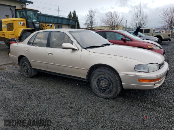 1994 Toyota Camry XLE with VIN JT2GK13E4R0053523, listed as a Copart auction lot 46646995 with 172,091 mi miles and Salvage Title. Bid and sale history available at carsss.com. Image 4.