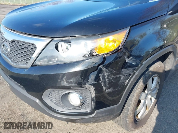 2012 Kia Sorento LX with VIN 5XYKTDA60CG249102, listed as a IAAI auction lot 41917579 with 248,503 mi miles. Bid and sale history available at carsss.com. Image 13.