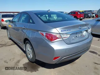 2015 Hyundai Sonata Hybrid Limited with VIN KMHEC4A41FA133127, listed as a IAAI auction lot 41759254 with 70,124 mi miles. Bid and sale history available at carsss.com. Image 3.