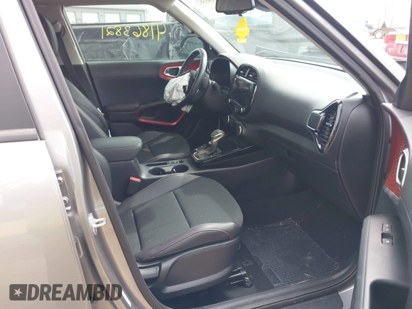 2024 Kia Soul GT-Line with VIN KNDJ53AU1R7900869, listed as a IAAI auction lot 41863821 with 14,619 mi miles and . Bid and sale history available at DreamBid. Image 5.