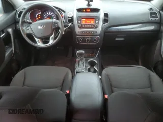 2014 Kia Sorento LX with VIN 5XYKT3A6XEG449711, listed as a Copart auction lot 55747185 with 88,795 mi miles and Clean Title. Bid and sale history available at DreamBid. Image 8.