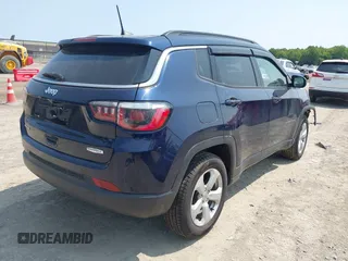 2019 Jeep Compass Latitude z VIN 3C4NJDBB2KT650866, wystawiony jako IAAI lot #42363259 z przebiegiem 43 202 mil mil oraz . Historia ofert i sprzedaży dostępna na DreamBid. Obrazek 4.