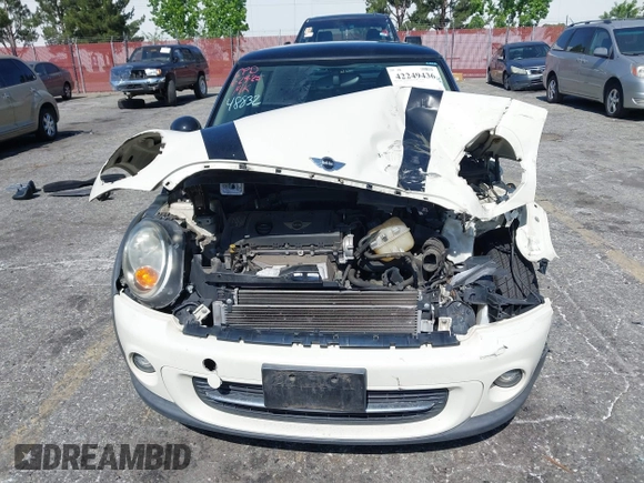 2011 MINI Hardtop with VIN WMWSU3C52BT095133, listed as a IAAI auction lot 42249436 with 44,652 mi miles and . Bid and sale history available at DreamBid. Image 6.