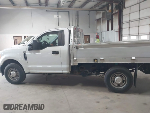 2017 Ford F-250 XL z VIN 1FDBF2A60HEC99876, wystawiony jako IAAI lot #42468271 z przebiegiem 81 478 mil mil oraz . Historia ofert i sprzedaży dostępna na DreamBid. Obrazek 14.