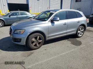 2010 Audi Q5 Prestige z VIN WA1VKAFPXAA033524, wystawiony jako Copart lot #62309385 z przebiegiem 184 753 mil mil oraz Czysty tytuł • Clean title. Historia ofert i sprzedaży dostępna na DreamBid. Obrazek 1.