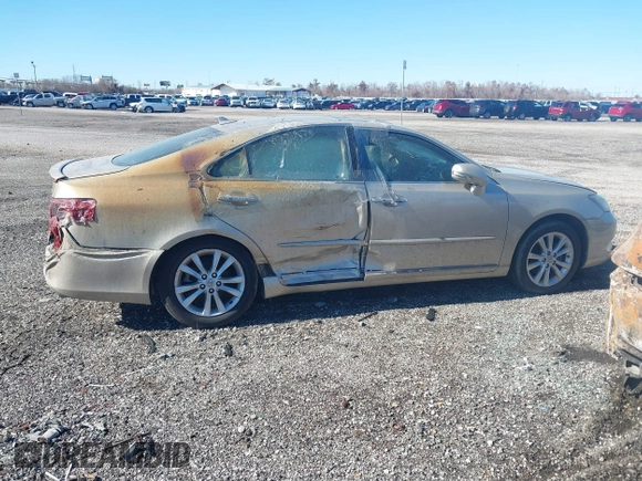2011 Lexus ES 330 with VIN JTHBK1EG7B2466044, listed as a IAAI auction lot 39892963 with 76,246 mi miles and . Bid and sale history available at carsss.com. Image 13.
