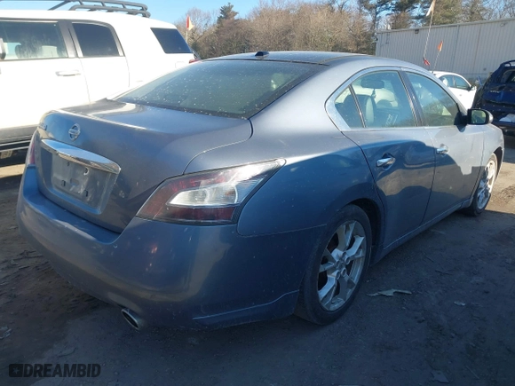 2012 Nissan Maxima 3.5 S with VIN 1N4AA5AP5CC840973, listed as a IAAI auction lot 41421883 with 129,877 mi miles. Bid and sale history available at carsss.com. Image 4.