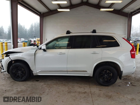 2018 Volvo XC90 Inscription with VIN YV4A22PL5J1388636, listed as a IAAI auction lot 41313782 with 59,859 mi miles. Bid and sale history available at carsss.com. Image 13.