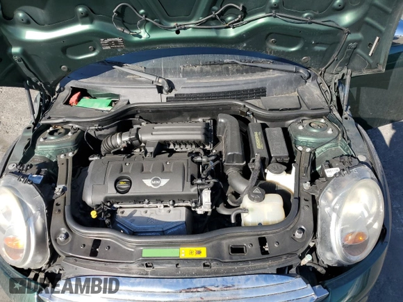 2011 MINI Convertible with VIN WMWZN3C59BTZ78447, listed as a Copart auction lot 87526775 with 114,665 mi miles and Clean title. Bid and sale history available at DreamBid. Image 11.