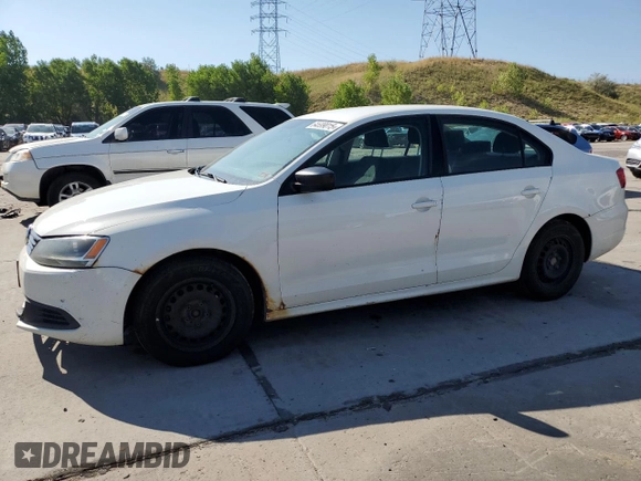 2013 Volkswagen Jetta S with VIN 3VW2K7AJ2DM266249, listed as a Copart auction lot 64699015 with 174,763 mi miles and Clean title. Bid and sale history available at DreamBid. Image 1.