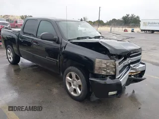 2008 Chevrolet Silverado 1500 1LT with VIN 3GCEC13JX8G147165, listed as a IAAI auction lot 41523796 with 206,104 mi miles and . Bid and sale history available at DreamBid. Image 1.