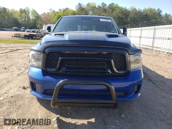 2015 Ram 1500 Sport z VIN 1C6RR7MT7FS568728, wystawiony jako Copart lot #52146695 z przebiegiem 188 409 mil mil oraz Szkoda całkowita • Salvage title. Historia ofert i sprzedaży dostępna na DreamBid. Obrazek 5.