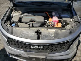 2024 Kia Sorento EX with VIN KNDRHDLG7R5248567, listed as a Copart auction lot 68286974 with 3,020 mi miles and Salvage title. Bid and sale history available at DreamBid. Image 12.