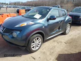 2014 Nissan Juke S with VIN JN8AF5MV2ET480025, listed as a IAAI auction lot 41777772 with 152,535 mi miles. Bid and sale history available at carsss.com. Image 2.