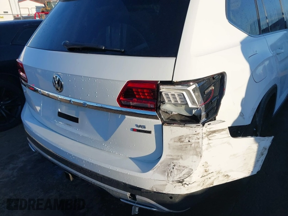 2019 Volkswagen Atlas SEL with VIN 1V2MR2CA2KC522314, listed as a IAAI auction lot 41487693 with 71,053 mi miles and . Bid and sale history available at DreamBid. Image 17.