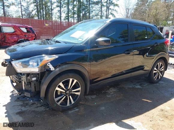 2018 Nissan Kicks SV with VIN 3N1CP5CU6JL518464, listed as a IAAI auction lot 41801091 with 72,365 mi miles. Bid and sale history available at carsss.com. Image 2.
