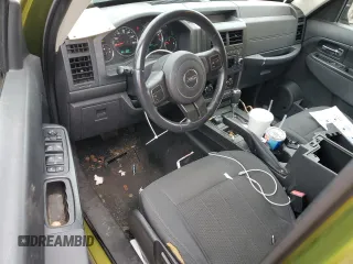 2012 Jeep Liberty Sport z VIN 1C4PJMAK4CW146311, wystawiony jako Copart lot #56643515 z przebiegiem 137 432 mil mil oraz Szkoda całkowita • Salvage title. Historia ofert i sprzedaży dostępna na DreamBid. Obrazek 8.