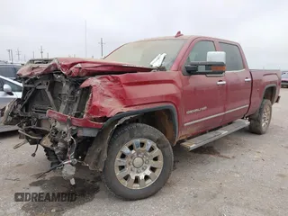 2019 GMC Sierra 2500HD Denali with VIN 1GT12SEYXKF218861, listed as a IAAI auction lot 41176336 with 130,225 mi miles. Bid and sale history available at carsss.com. Image 17.