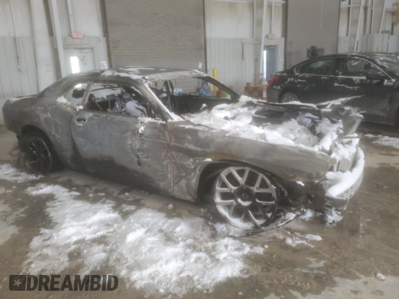 2015 Dodge Challenger R/T with VIN 2C3CDZAT3FH715040, listed as a Copart auction lot 45922875 with Not provided miles and Non repairable. Bid and sale history available at DreamBid. Image 4.