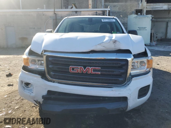 2018 GMC Canyon 2WD with VIN 1GTG5BEA1J1201995, listed as a Copart auction lot 81770084 with 134,406 mi miles and Salvage Title. Bid and sale history available at carsss.com. Image 5.