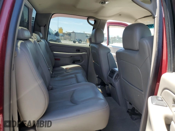 2004 GMC Sierra 2500HD z VIN 1GTHK23154F118397, wystawiony jako Copart lot #57627955 z przebiegiem 208 949 mil mil oraz Szkoda całkowita • Salvage title. Historia ofert i sprzedaży dostępna na DreamBid. Obrazek 10.