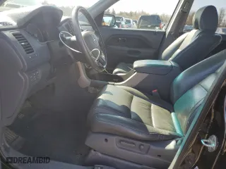 2008 Honda Pilot EX-L with VIN 5FNYF18568B033444, listed as a Copart auction lot 51301435 with 195,046 mi miles and Salvage Title. Bid and sale history available at carsss.com. Image 7.