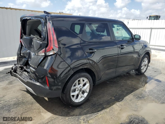 2025 Kia Soul LX with VIN KNDJ23AU3S7935492, listed as a Copart auction lot 51603565 with 1,685 mi miles and Clean Title. Bid and sale history available at carsss.com. Image 3.