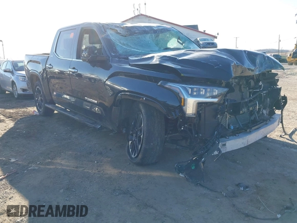 2024 Toyota Tundra Limited z VIN 5TFJA5DB2RX153316, wystawiony jako IAAI lot #41759602 z przebiegiem 19 592 mil mil oraz . Historia ofert i sprzedaży dostępna na DreamBid. Obrazek 6.