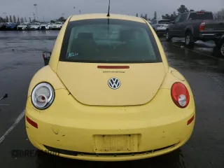 2009 Volkswagen New Beetle Coupe S with VIN 3VWPW31C39M507666, listed as a Copart auction lot 43574265 with 154,024 mi miles and Clean Title. Bid and sale history available at carsss.com. Image 6.