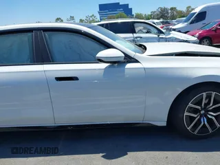 2025 BMW 7 Series 740i xDrive with VIN WBA33EH01SCU96544, listed as a IAAI auction lot 42640870 with 4,222 mi miles and . Bid and sale history available at DreamBid. Image 13.