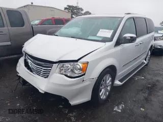 2016 Chrysler Town & Country Limited Platinum with VIN 2C4RC1GG7GR128503, listed as a IAAI auction lot 41551051 with 52,091 mi miles. Bid and sale history available at carsss.com. Image 16.