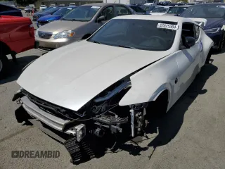2016 Nissan 370Z with VIN JN1AZ4EH0GM933290, listed as a Copart auction lot 62025304 with 100,275 mi miles and Salvage Title. Bid and sale history available at carsss.com. Image 1.