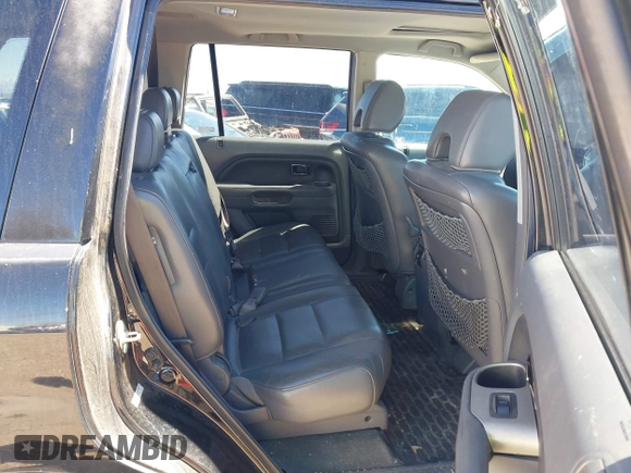 2008 Honda Pilot EX-L with VIN 5FNYF18598B027783, listed as a IAAI auction lot 41872532 with 225,562 mi miles. Bid and sale history available at carsss.com. Image 8.