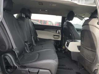 2024 Kia Carnival LX with VIN KNDNB4H38R6387168, listed as a Copart auction lot 84255354 with 7,884 mi miles and Salvage Title. Bid and sale history available at carsss.com. Image 11.