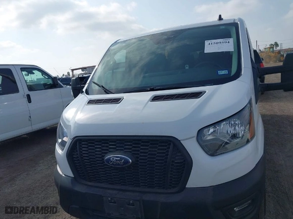 2022 Ford Transit Passenger Wagon XL with VIN 1FBAX2Y85NKA67506, listed as a IAAI auction lot 41509594 with 209,455 mi miles. Bid and sale history available at carsss.com. Image 12.