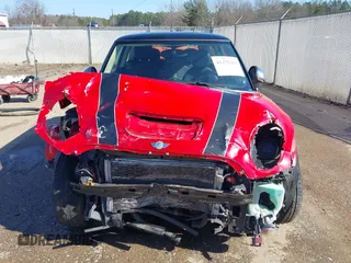 2011 MINI Hardtop S with VIN WMWSV3C52BTY13681, listed as a IAAI auction lot 41472000 with 105,754 mi miles and . Bid and sale history available at DreamBid. Image 13.