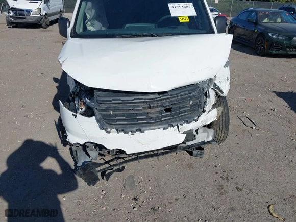 2015 Chevrolet City Express Cargo Van LS with VIN 3N63M0YN3FK709313, listed as a IAAI auction lot 41753887 with 124,168 mi miles. Bid and sale history available at carsss.com. Image 6.