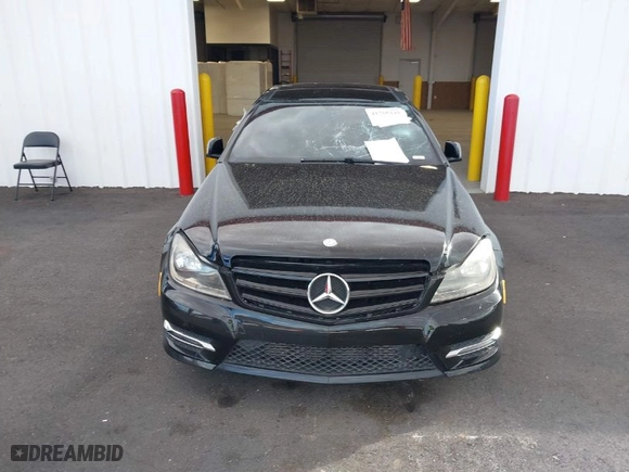 2014 Mercedes-Benz C-Class C 250 with VIN WDDGJ4HB3EG300841, listed as a IAAI auction lot 41765449 with 152,263 mi miles. Bid and sale history available at carsss.com. Image 6.