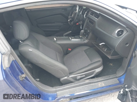 2014 Ford Mustang V6 with VIN 1ZVBP8AM6E5283340, listed as a IAAI auction lot 42412196 with 79,343 mi miles and . Bid and sale history available at DreamBid. Image 5.