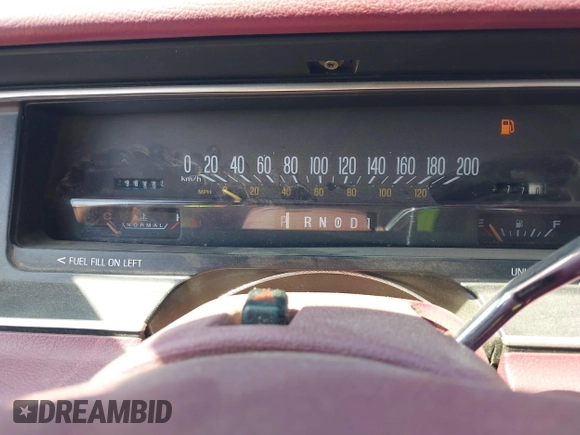 1992 Mercury Grand Marquis LS z VIN 2MECM75W4NX749141, wystawiony jako IAAI lot #42413769 z przebiegiem 296 805 mil mil oraz . Historia ofert i sprzedaży dostępna na DreamBid. Obrazek 7.