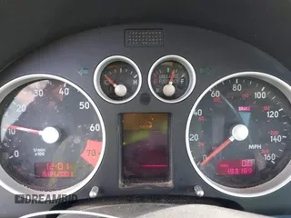 2001 Audi TT z VIN TRUWX28N011014774, wystawiony jako IAAI lot #41761518 z przebiegiem 193 169 mil mil oraz . Historia ofert i sprzedaży dostępna na DreamBid. Obrazek 7.