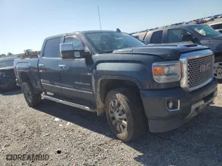 2017 GMC Sierra 2500HD Denali with VIN 1GT12UEY6HF184101, listed as a Copart auction lot 58345584 with 0 mi miles and Salvage Title. Bid and sale history available at carsss.com. Image 1.