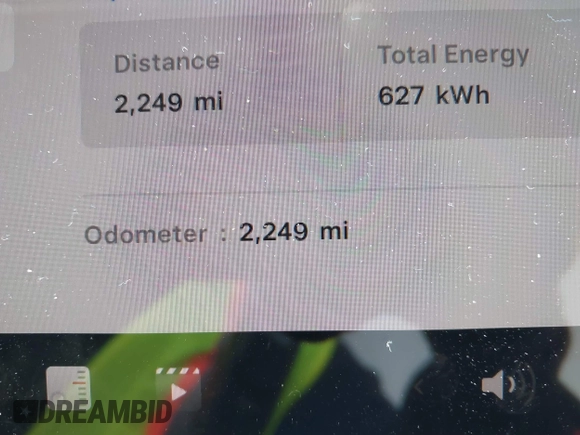2025 Tesla Model 3 Long Range z VIN 5YJ3E1EB3SF899746, wystawiony jako IAAI lot #41678122 z przebiegiem 2 249 mil mil oraz . Historia ofert i sprzedaży dostępna na DreamBid. Obrazek 15.