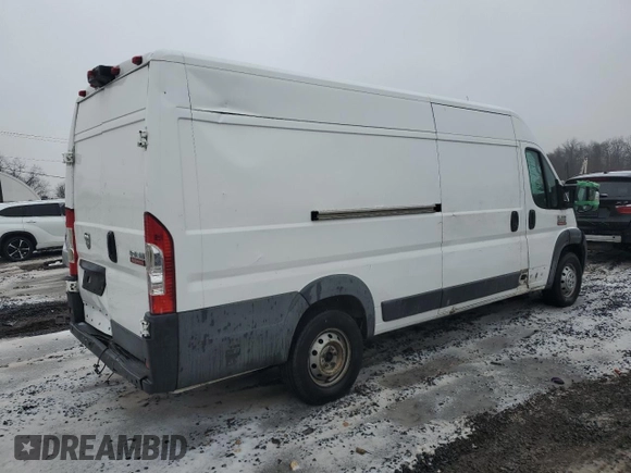 2018 Ram ProMaster Cargo with VIN 3C6URVJG2JE108281, listed as a Copart auction lot 44263195 with 210,691 mi miles and Clean Title. Bid and sale history available at carsss.com. Image 3.
