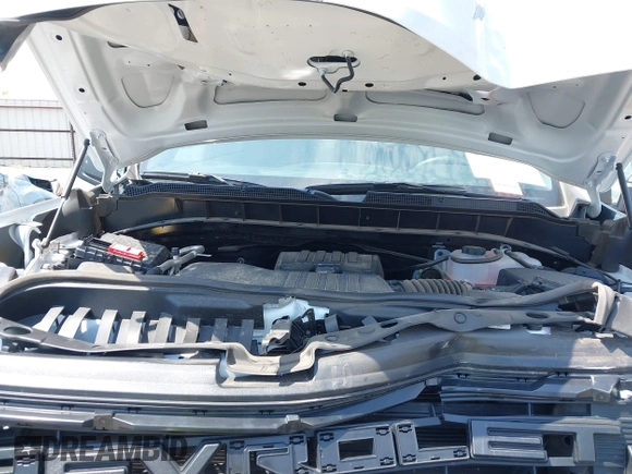 2024 Chevrolet Silverado 1500 with VIN 3GCPDAEK8RG154919, listed as a IAAI auction lot 40178946 with 2,911 mi miles and . Bid and sale history available at DreamBid. Image 10.