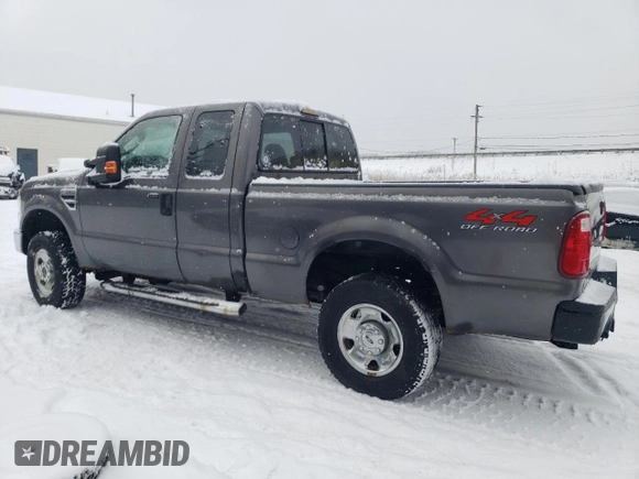 2008 Ford Super Duty F-250 SRW XL with VIN 1FTSX21588EB73614, listed as a Copart auction lot 45738995 with 87,240 mi miles and Clean Title. Bid and sale history available at carsss.com. Image 2.
