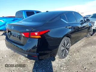 2019 Nissan Altima 2.5 SL with VIN 1N4BL4EV6KC225851, listed as a IAAI auction lot 41461897 with 83,942 mi miles. Bid and sale history available at carsss.com. Image 4.